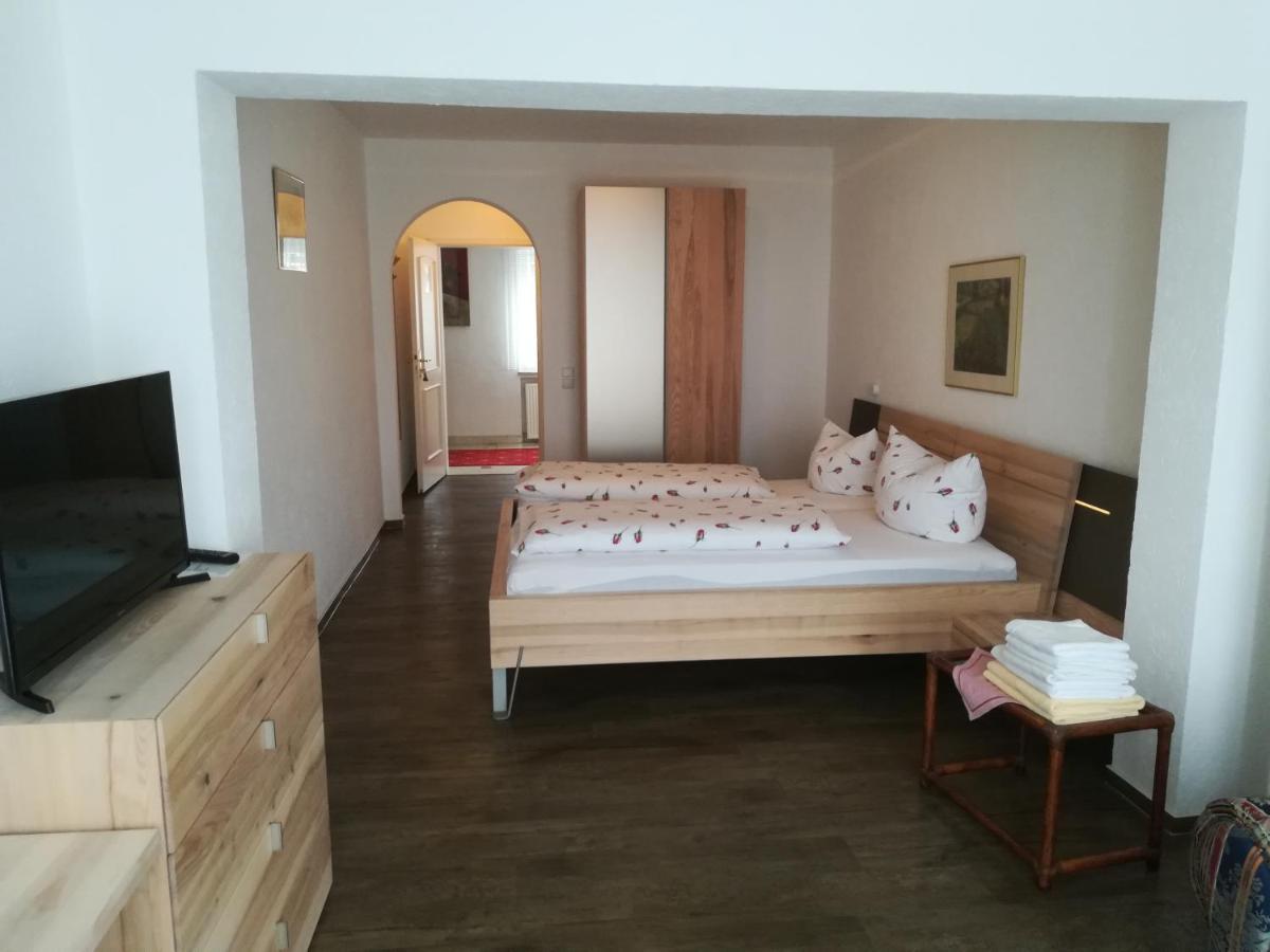 Hotel Schlossgarten Gladenbach エクステリア 写真