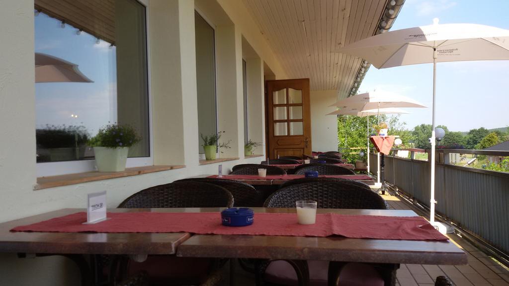 Hotel Schlossgarten Gladenbach エクステリア 写真