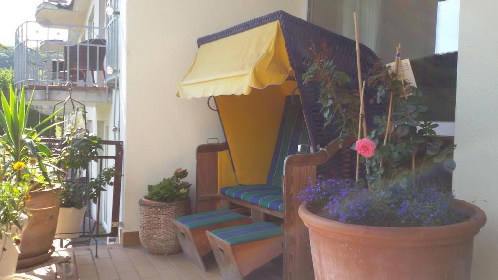 Hotel Schlossgarten Gladenbach エクステリア 写真